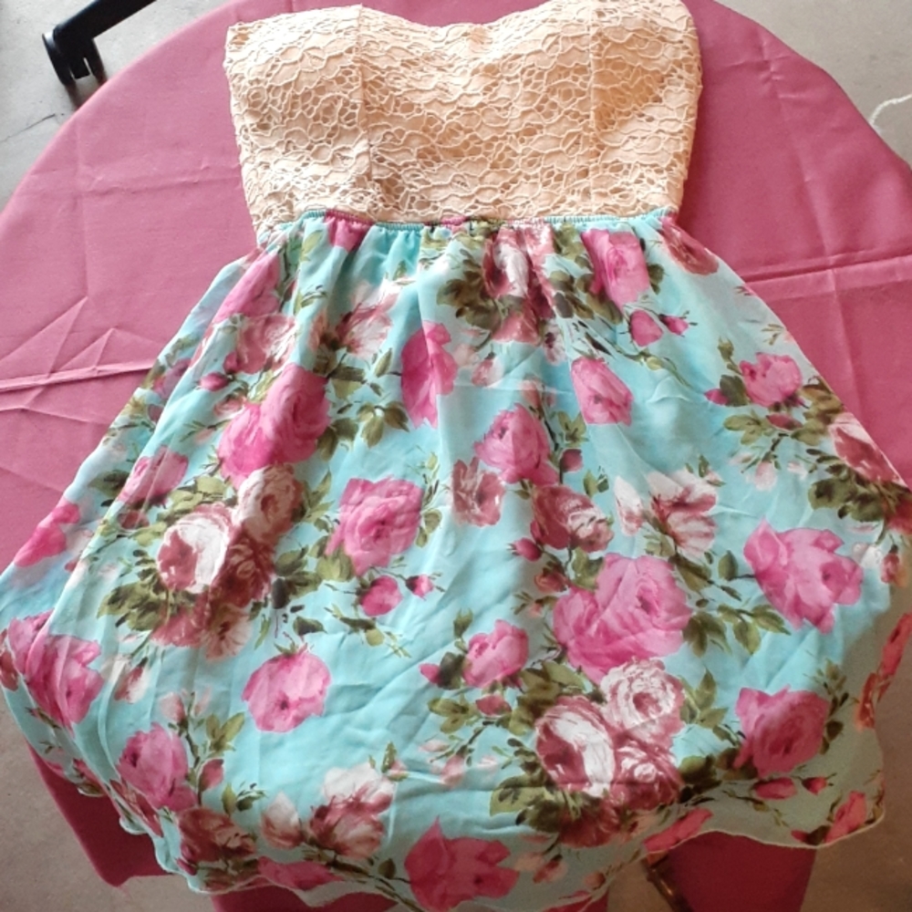 Rue21 strapless floral dress